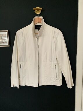 Lafayette 148 New York white jacket